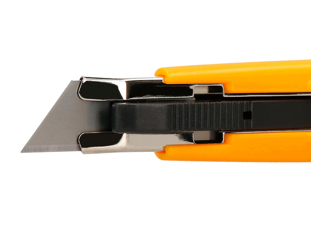 CUTTER XD123 Q-CONNECT RETRACTABLE LAME ACIER 18 MM  BLISTER