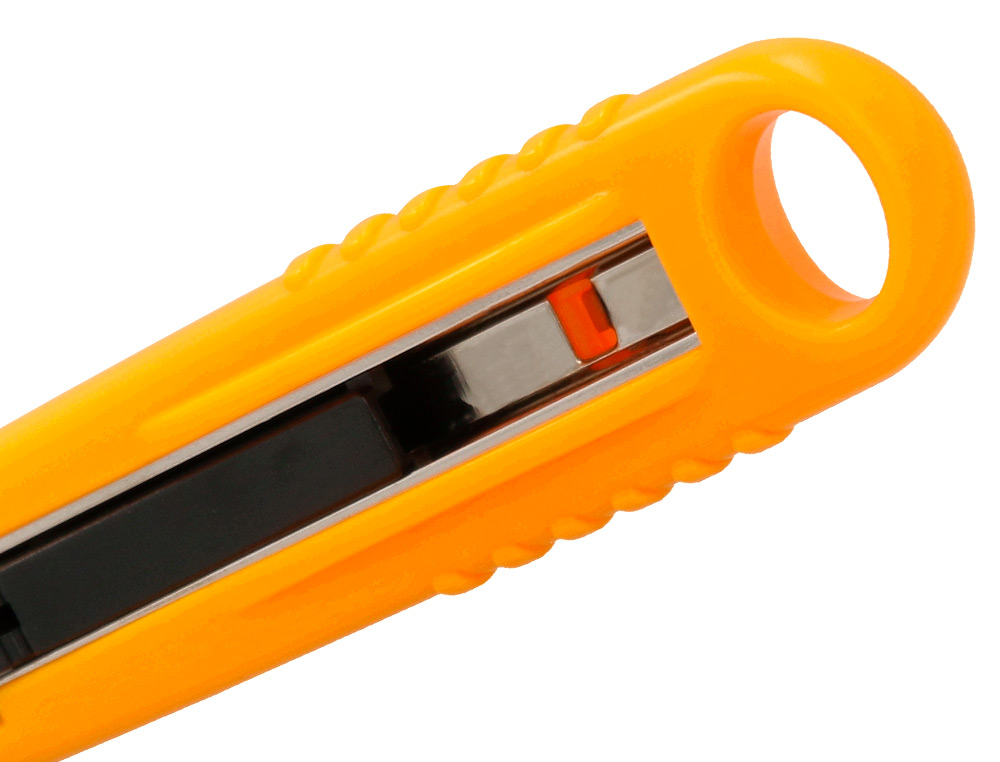 CUTTER XD123 Q-CONNECT RETRACTABLE LAME ACIER 18 MM  BLISTER